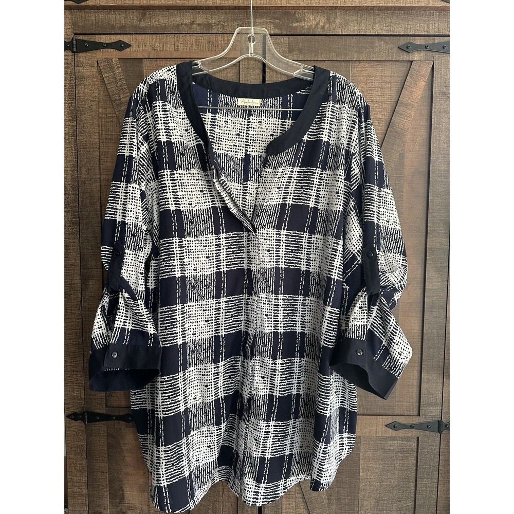 Antilia Femme Plaid Button Up 3/4 Roll Tab Sleeve Blouse